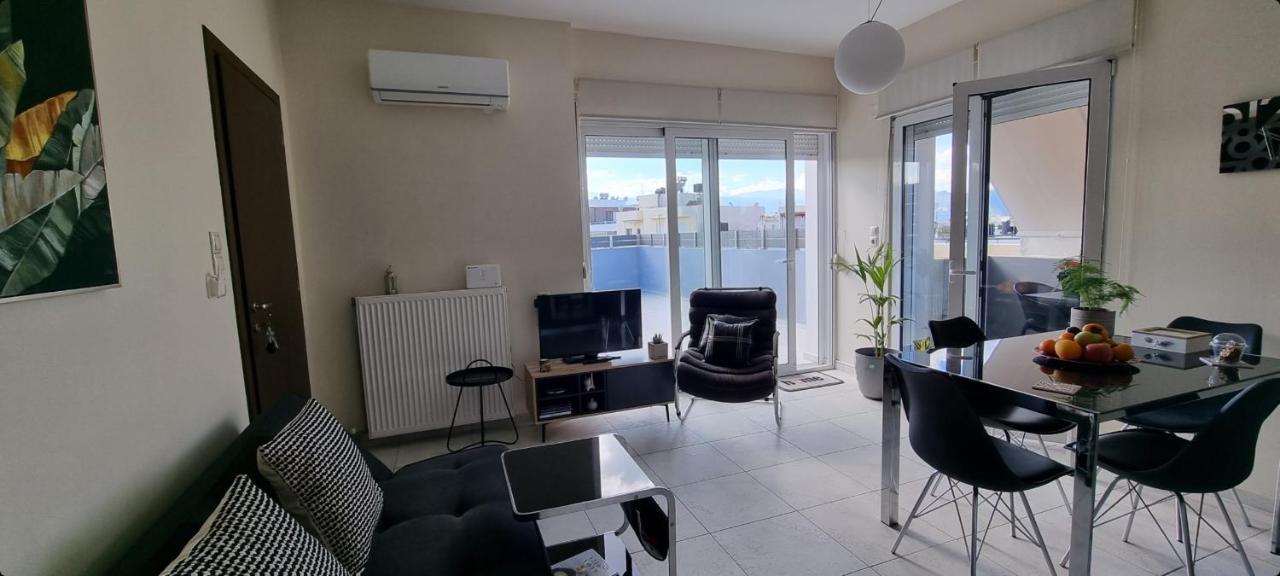 Bright & Modern Apt With View Heraclión Exterior foto