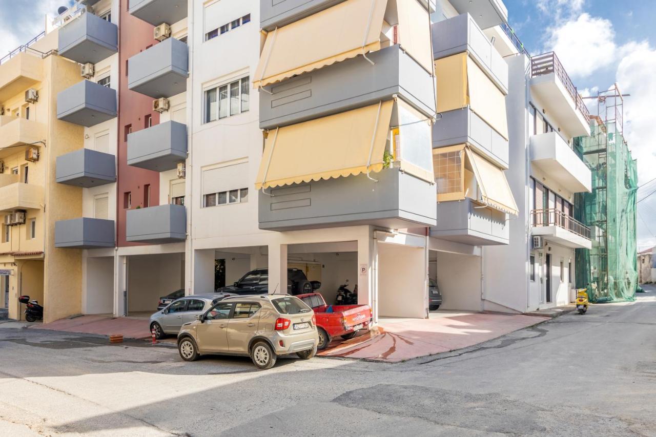 Bright & Modern Apt With View Heraclión Exterior foto